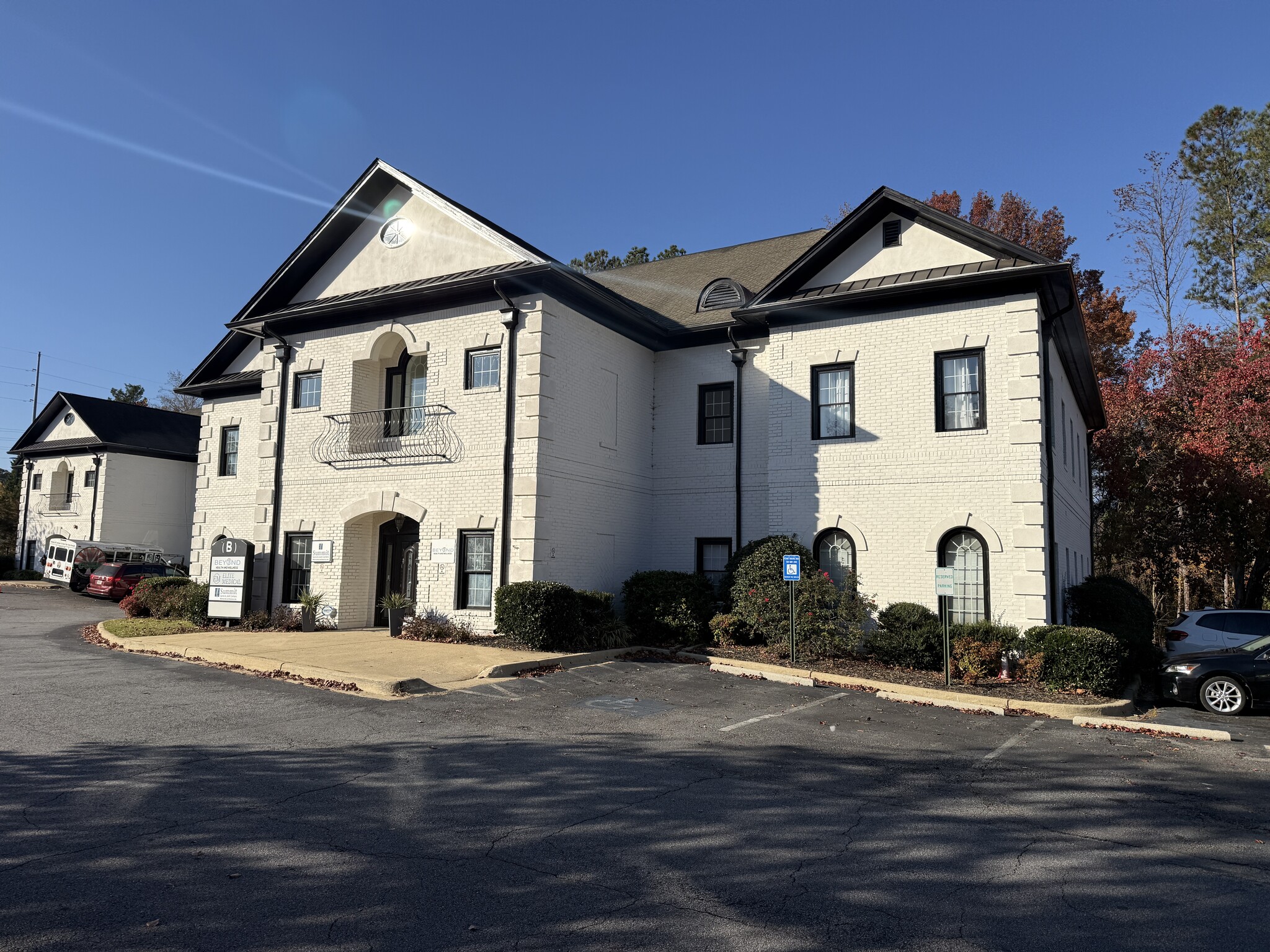 203 Woodpark Pl, Woodstock, GA for lease Building Photo- Image 1 of 13
