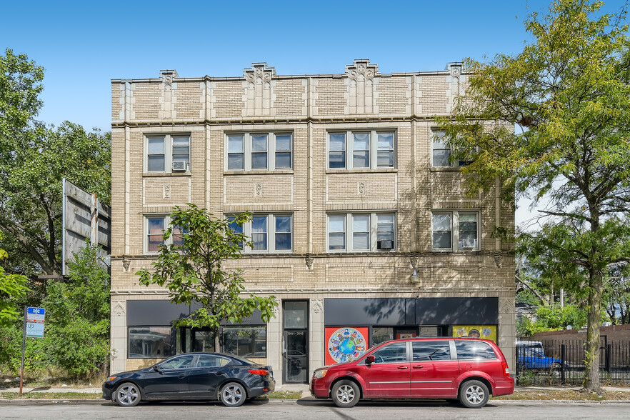 2046 E 75th St, Chicago, IL à vendre - Photo du b timent - Image 1 de 1