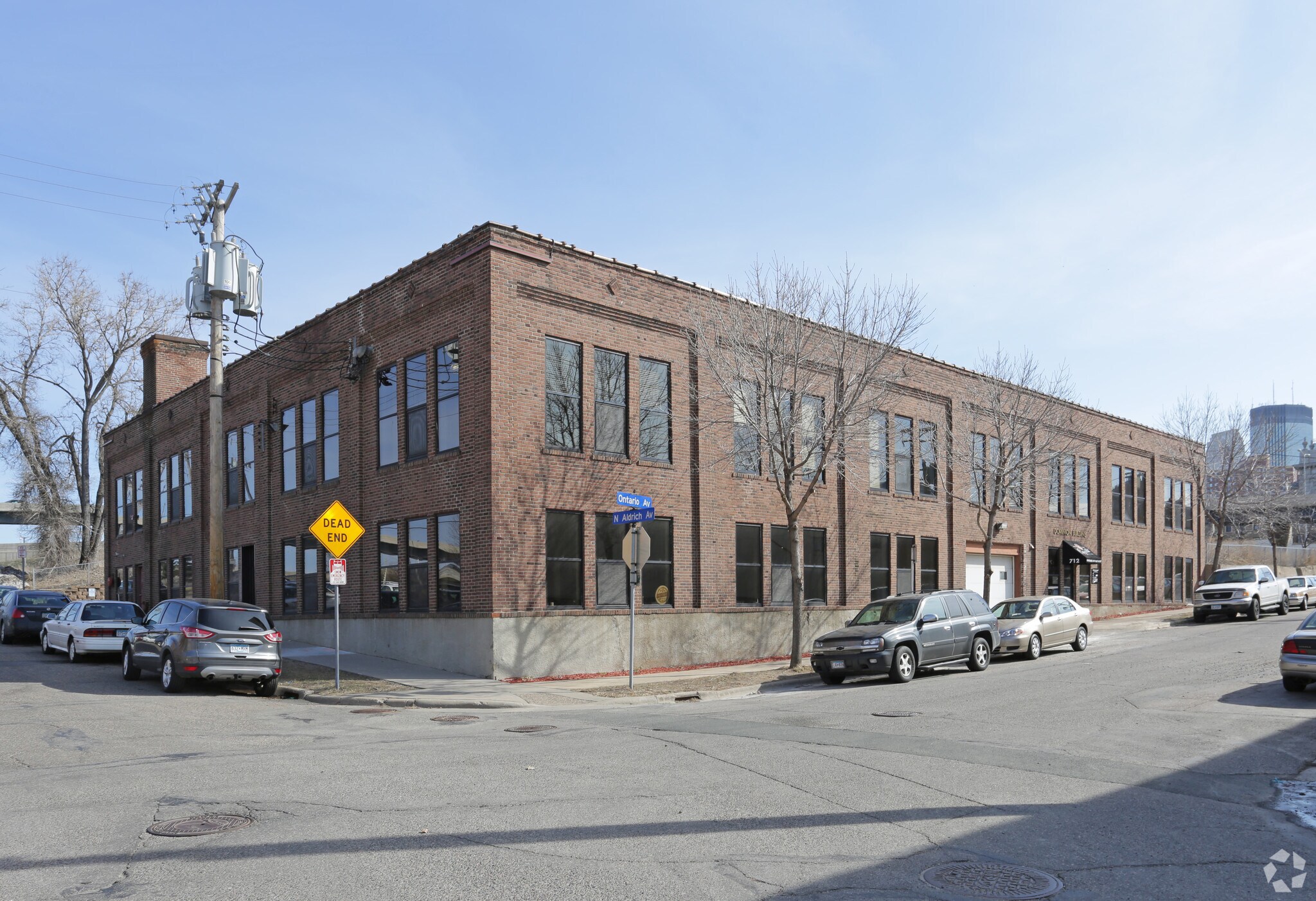 712 Ontario Ave W, Minneapolis, MN à vendre Photo principale- Image 1 de 1