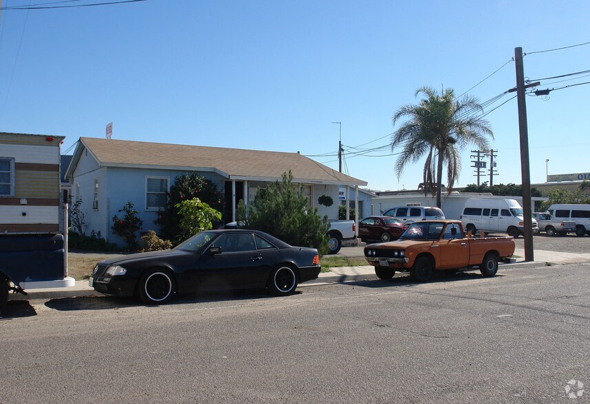 187 Mace St, Chula Vista, CA à louer - Photo du bâtiment - Image 2 de 4