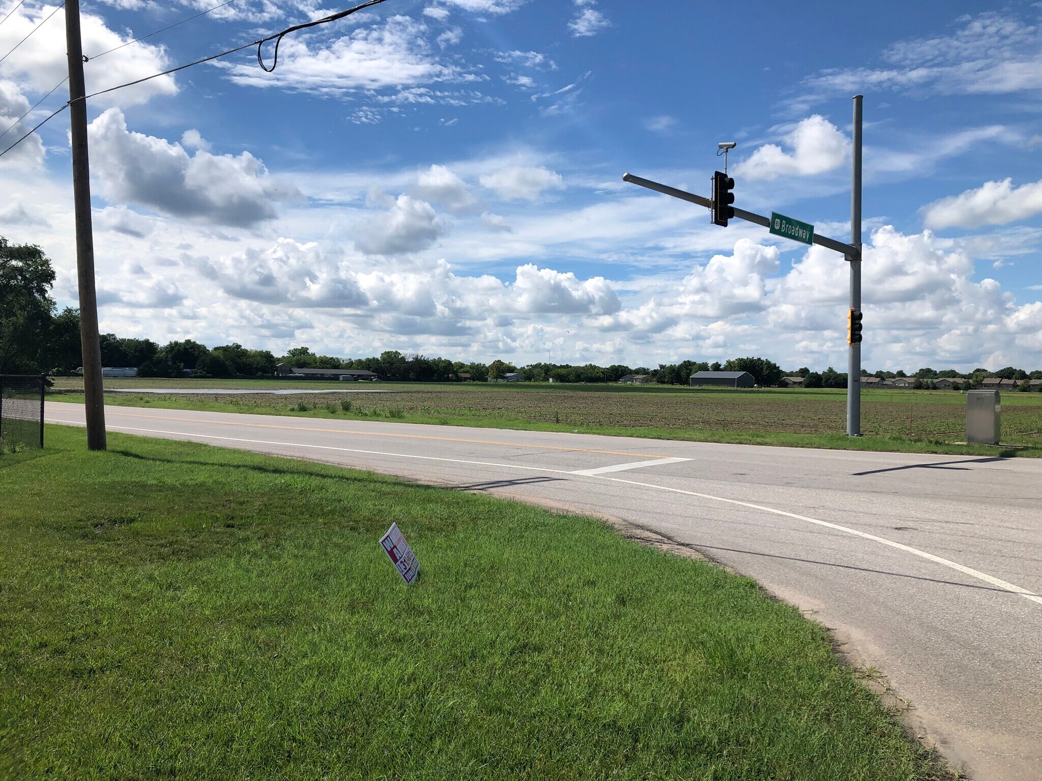 7945 Broadway, Haysville, KS à vendre Photo du bâtiment- Image 1 de 5