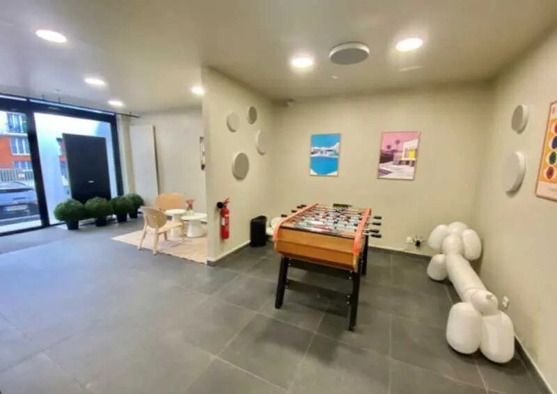 130-132 Rue De Normandie, Courbevoie for lease - Building Photo - Image 3 of 5