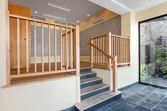 366-368 Rideau St, Ottawa, ON for lease Interior Photo- Image 1 of 24