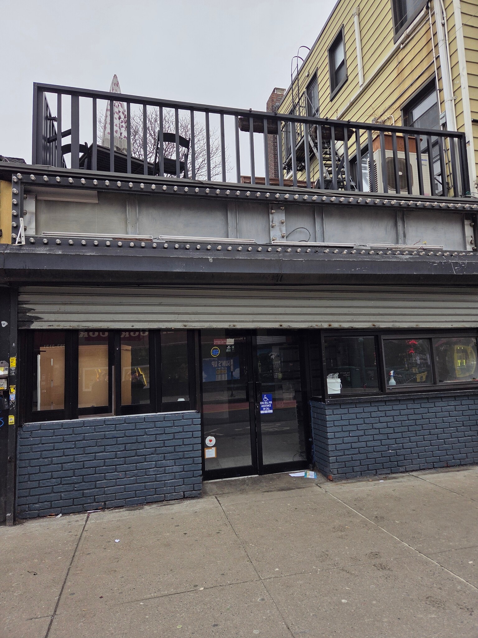 626 Manhattan Ave, Brooklyn, NY for lease Interior Photo- Image 1 of 1