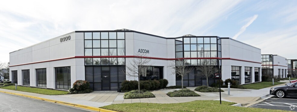8000 Virginia Manor Rd, Beltsville, MD à louer - Photo du bâtiment - Image 3 de 3