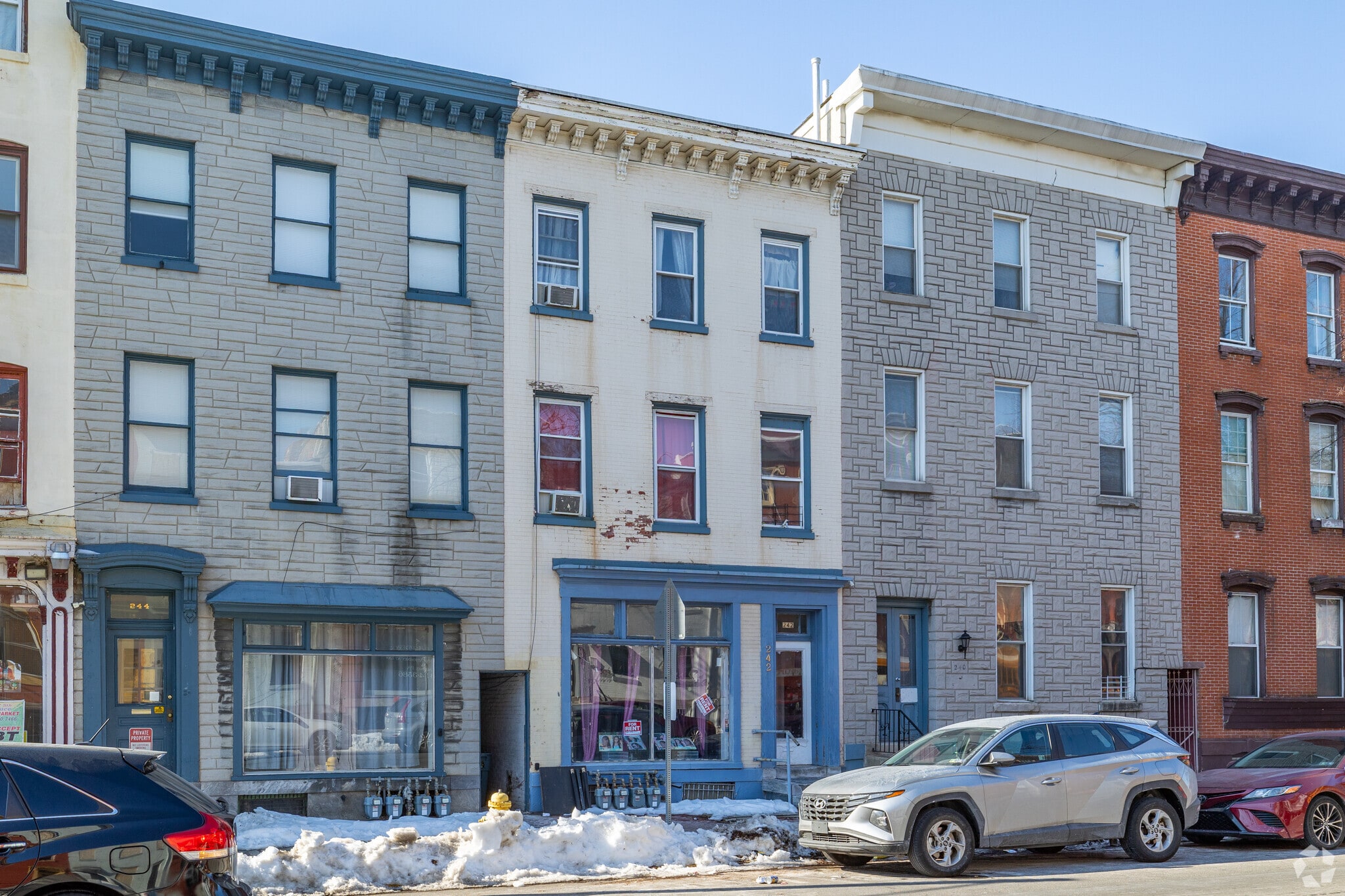 242 S 5th St, Reading, PA for lease Primary Photo- Image 1 of 3