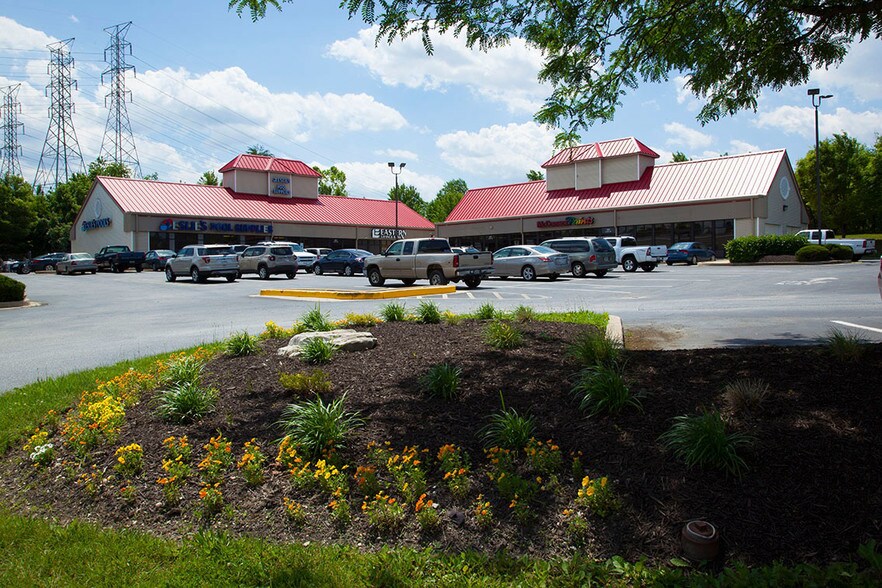4111-4115 Wholesale Club Dr, Nottingham, MD à louer - Photo du bâtiment - Image 2 de 6