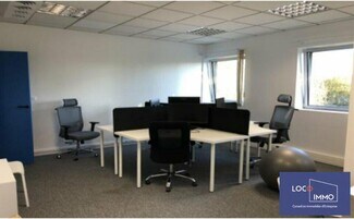 Plus de détails pour Bureau, Local d'activités à louer