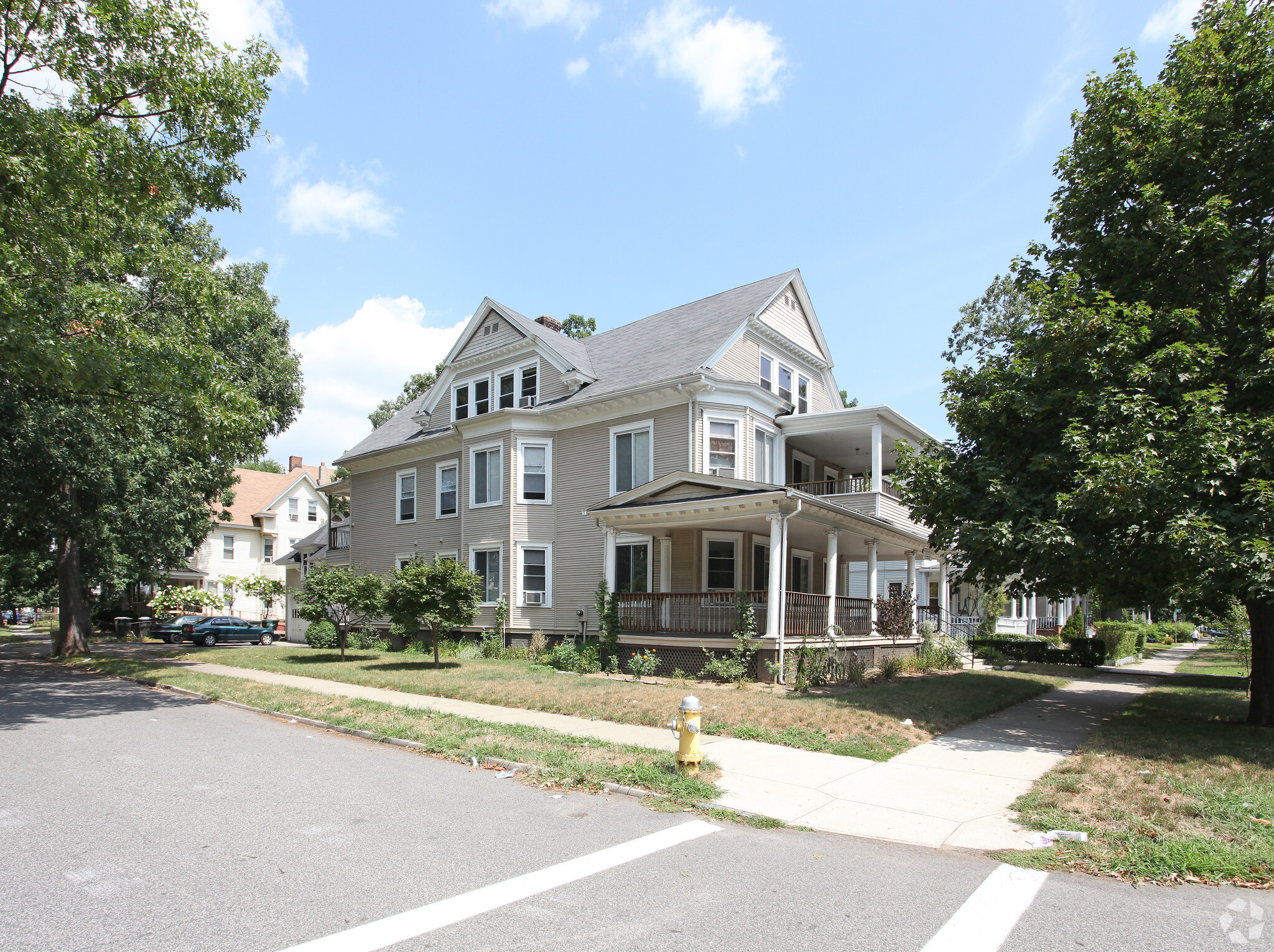 390 Sumner Ave, Springfield, MA à vendre Photo principale- Image 1 de 1