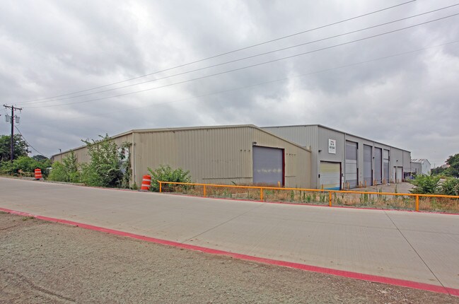 More details for 9233 Denton Dr, Dallas, TX - Industrial for Lease