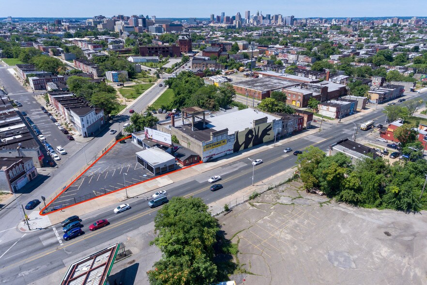 2351 E North Ave, Baltimore, MD à vendre - Photo du bâtiment - Image 3 de 11