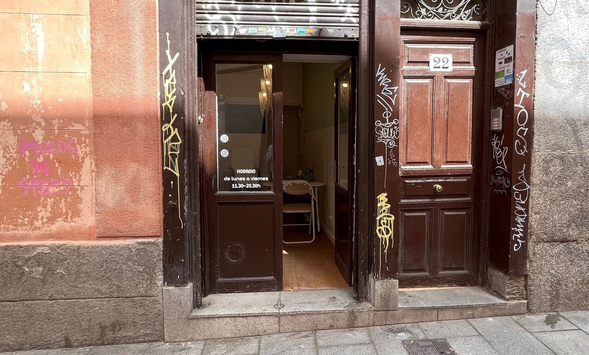 Calle de Abades, Madrid, Madrid for sale Building Photo- Image 1 of 6