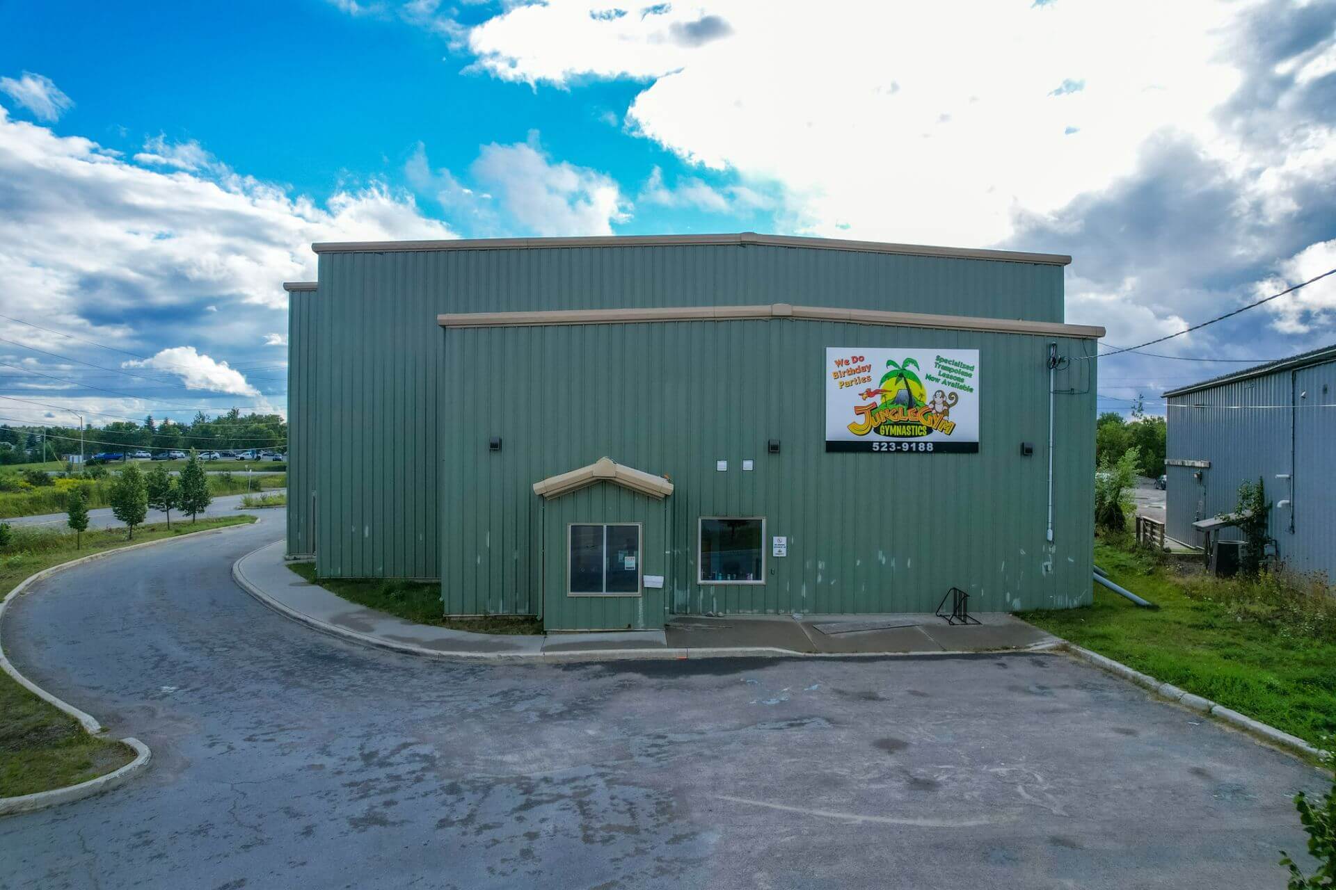 2167 Armstrong St, Sudbury, ON for sale Primary Photo- Image 1 of 1