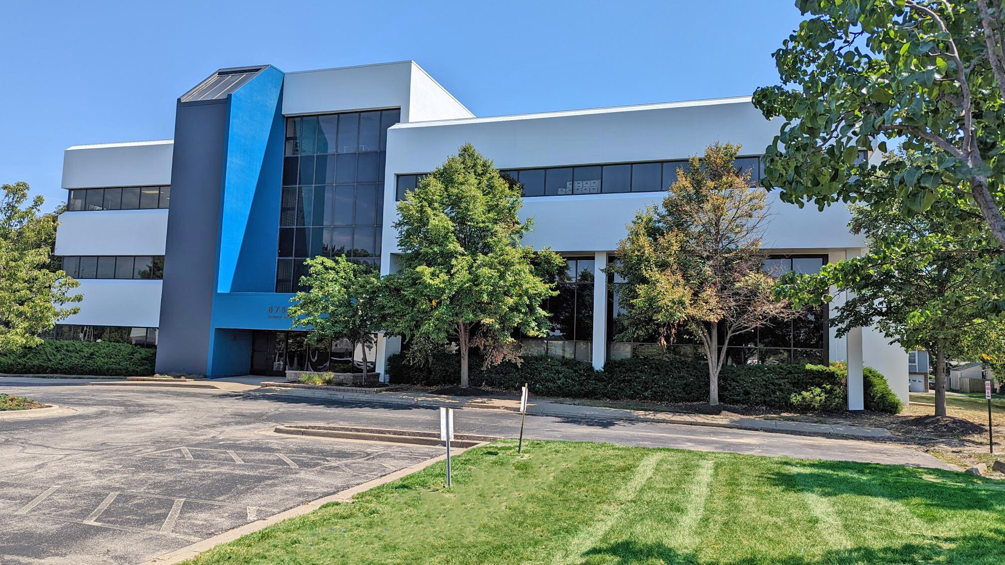 6750 Antioch Rd, Merriam, KS à vendre Photo principale- Image 1 de 6