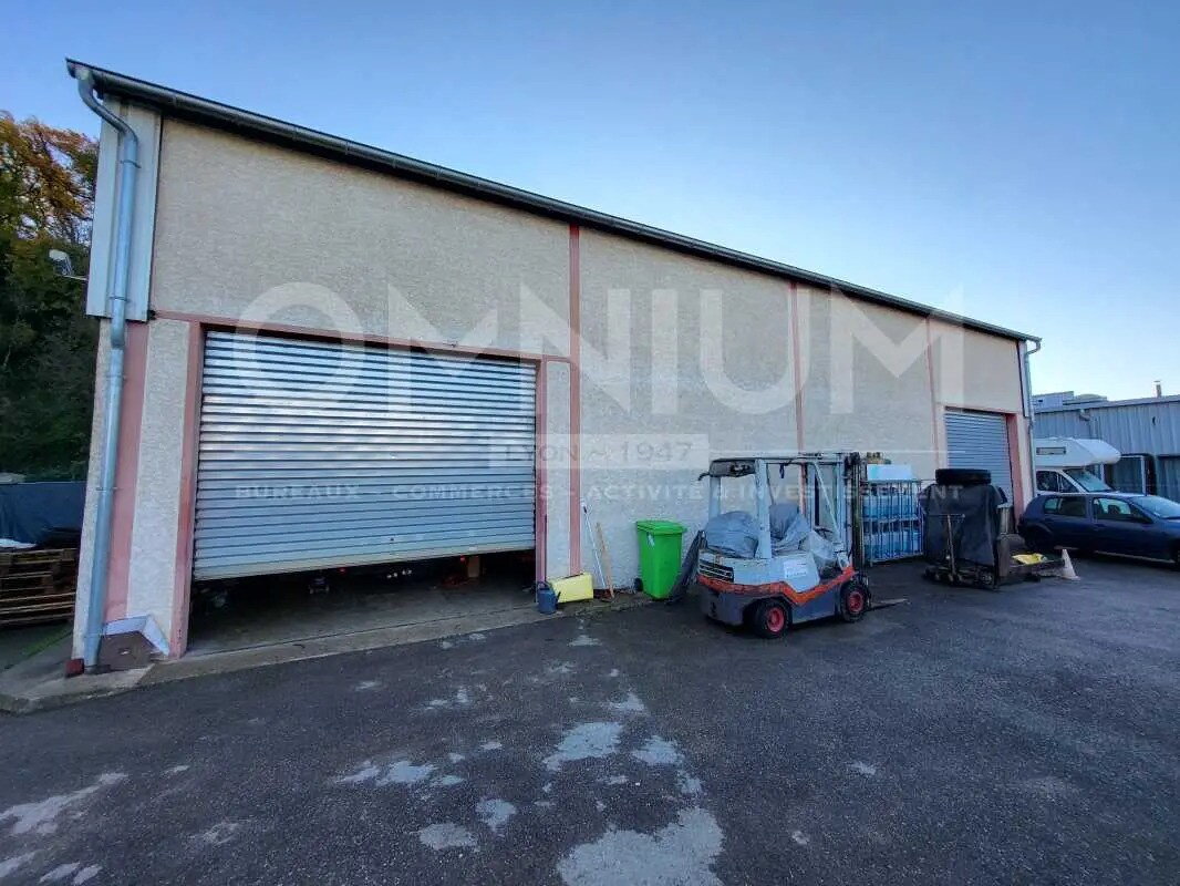 Flex in MARCILLY-D'AZERGUES for lease Building Photo- Image 1 of 7