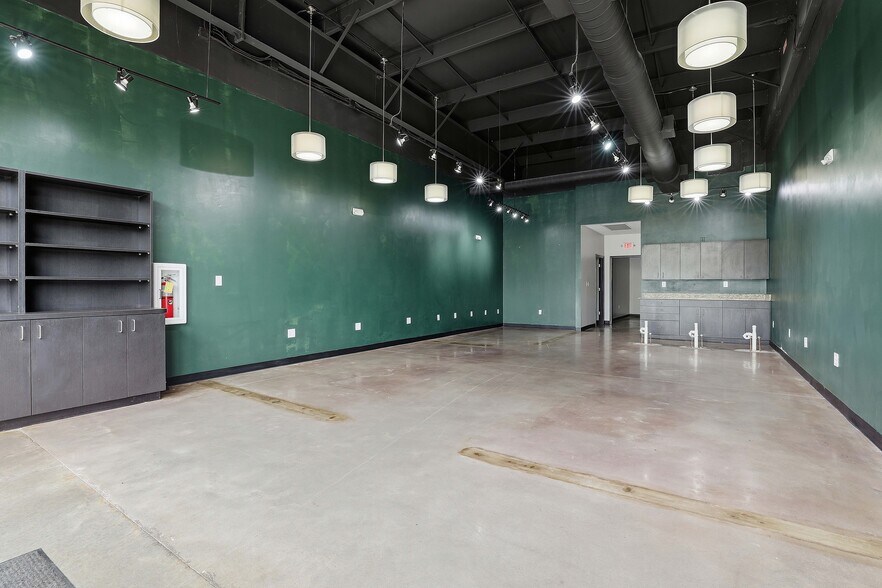 15 Thomas Grace Annex Ln, Sharpsburg, GA à louer - Photo du bâtiment - Image 3 de 12