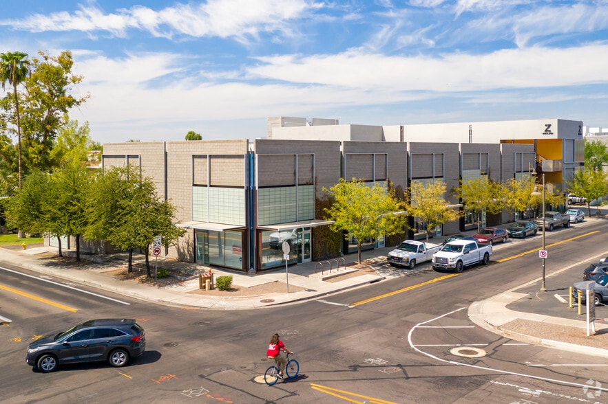 464 S Farmer Ave, Tempe, AZ à louer - Photo du bâtiment - Image 2 de 13