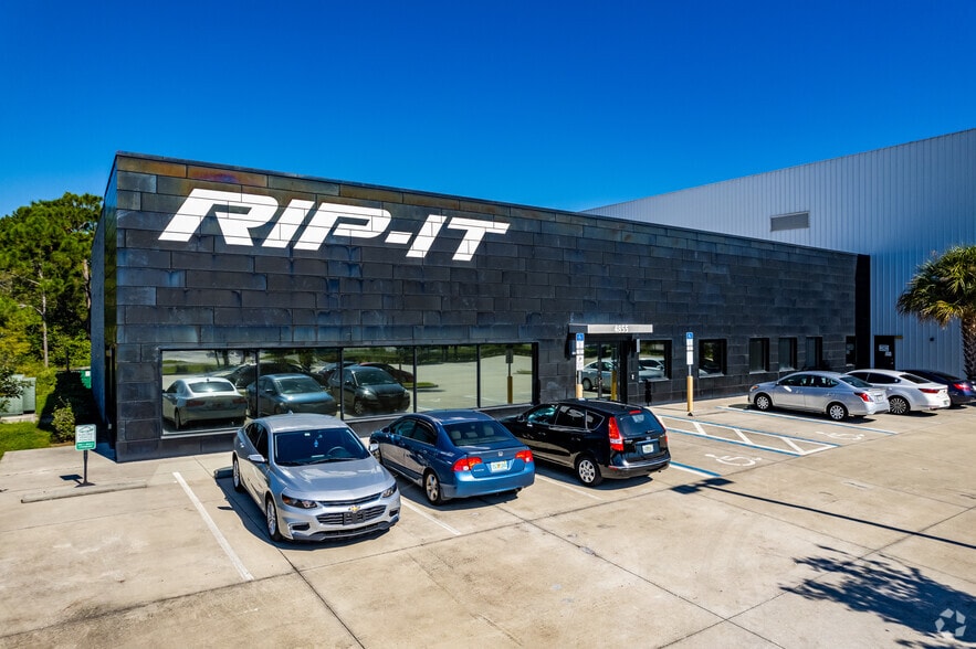 4855 L B McLeod Rd, Orlando, FL à vendre - Photo du bâtiment - Image 2 de 14