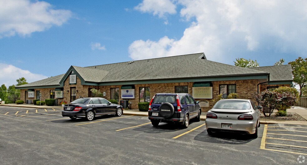 2149 Velp Ave, Green Bay, WI à louer - Photo du bâtiment - Image 3 de 5