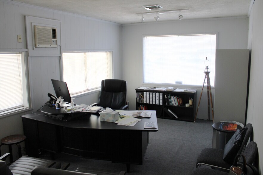 3701 Vegas Dr, Las Vegas, NV à vendre - Photo du bâtiment - Image 3 de 7