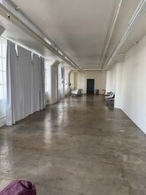 719 S Los Angeles St, Los Angeles, CA for lease Interior Photo- Image 1 of 3