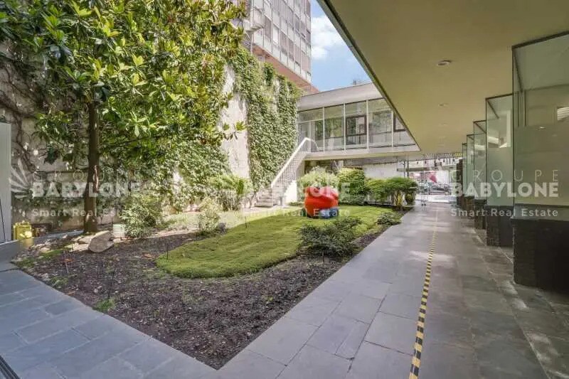 Bureau dans Puteaux à louer - Photo du bâtiment - Image 2 de 13