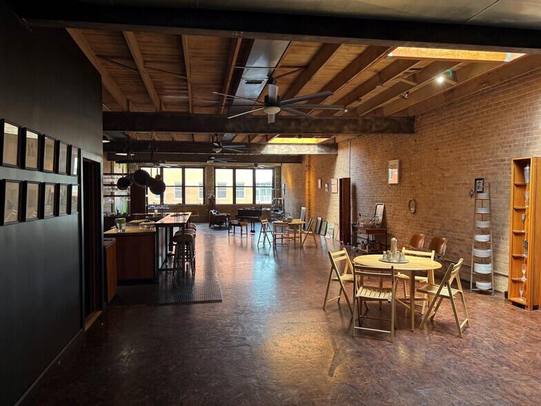 1109 W Fulton Market, Chicago, IL à vendre - Photo du bâtiment - Image 3 de 16