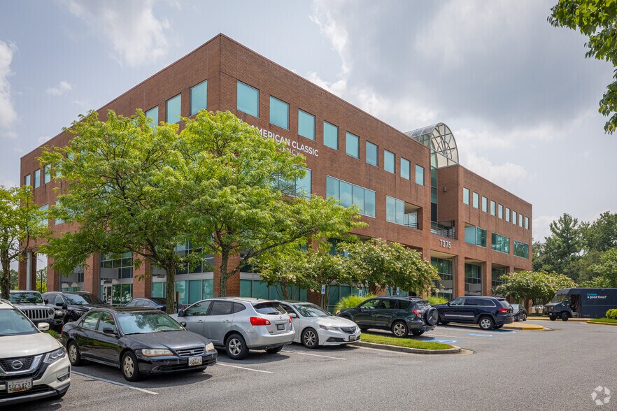 7375 Executive Pl, Lanham, MD à louer - Photo du bâtiment - Image 2 de 16