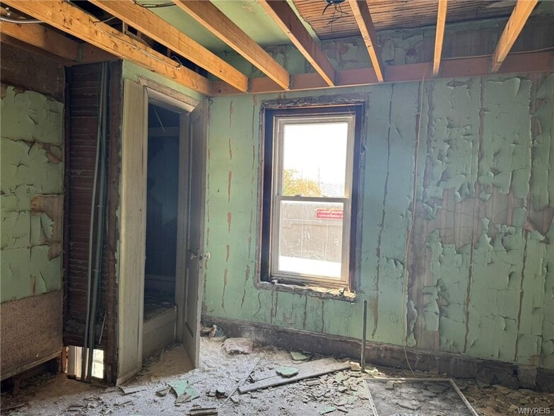 2901 Pine Ave, Niagara Falls, NY à vendre - Photo du bâtiment - Image 2 de 27