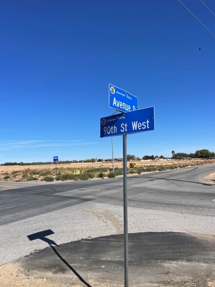 Ave. D (Hwy 138) Hwy, Lancaster, CA for sale - Primary Photo - Image 1 of 5