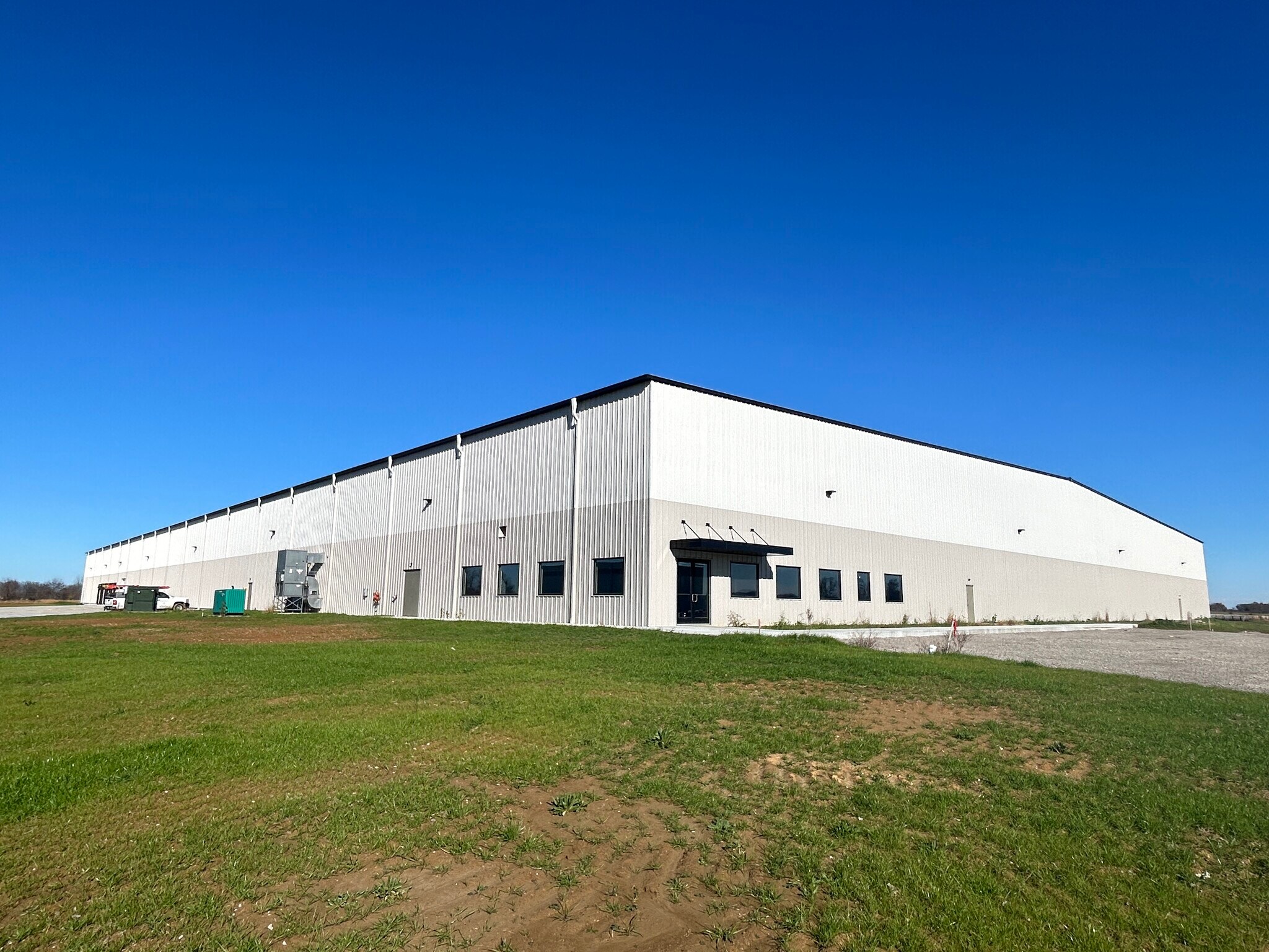 11734 Industrial Park Dr, Elberfeld, IN à vendre Photo principale- Image 1 de 11