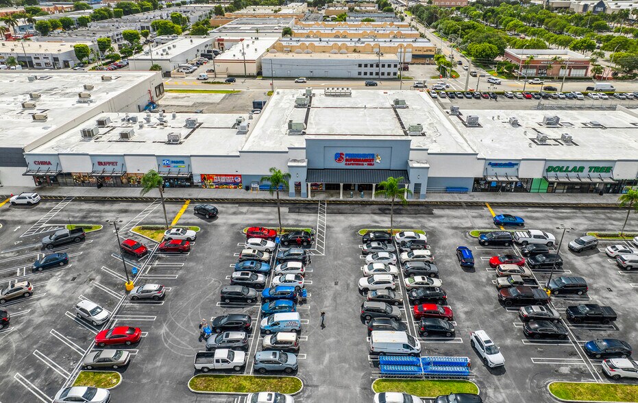 3250 W 18th St, Hialeah, FL à louer - Photo du bâtiment - Image 3 de 25