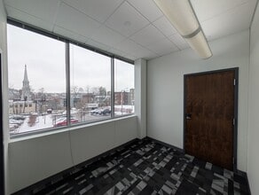 43 Harvard St, Worcester, MA for lease Interior Photo- Image 2 of 6