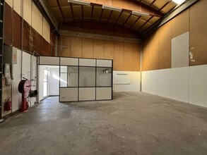 9 Rue Du Dauphiné, Saint-Priest for lease Building Photo- Image 1 of 14