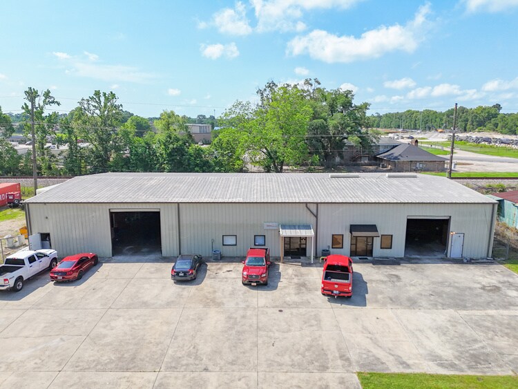 11950 Richcroft Ave, Baton Rouge, LA à vendre - Photo du bâtiment - Image 2 de 23