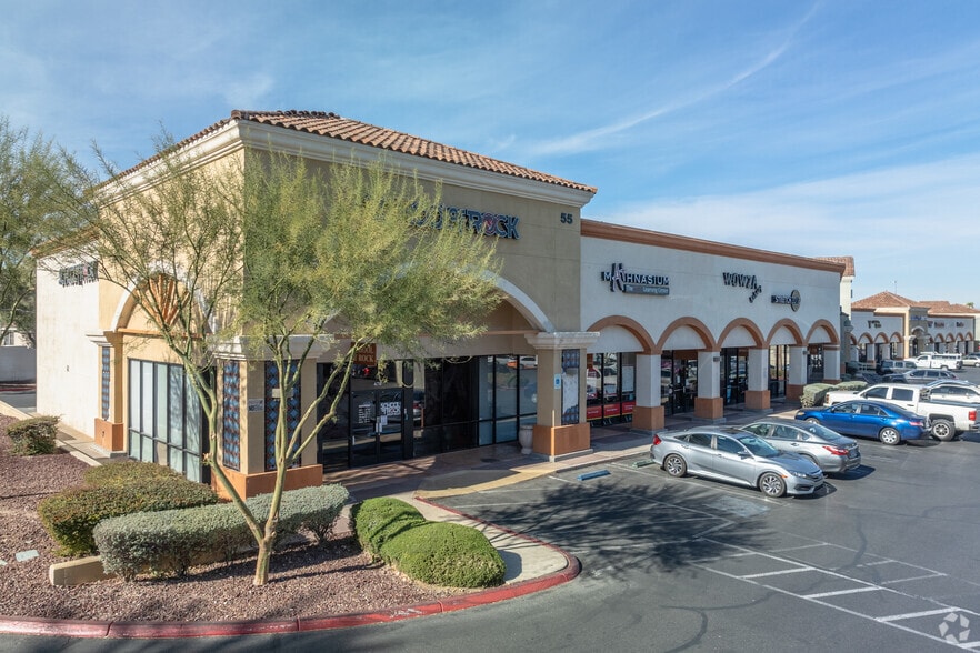55 S Valle Verde Dr, Henderson, NV for lease - Building Photo - Image 2 of 9