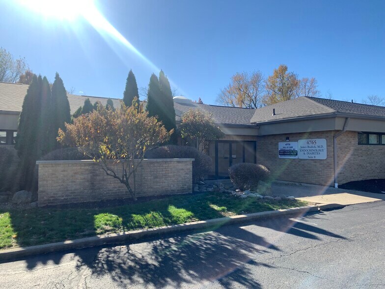 4759-4779 Higbee Ave NW, Canton, OH à vendre - Photo du bâtiment - Image 1 de 3