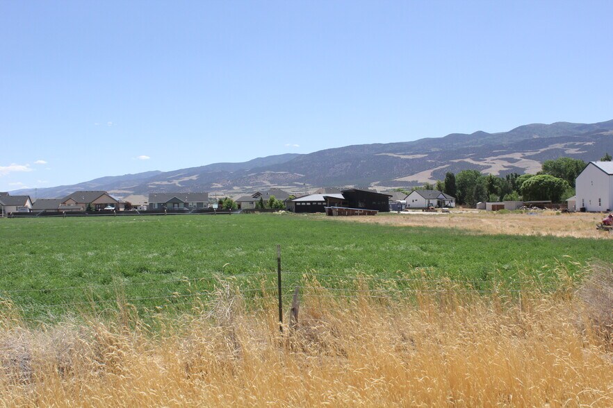 4960 N. Minersville Hwy., Enoch, UT à vendre - Photo du bâtiment - Image 3 de 18