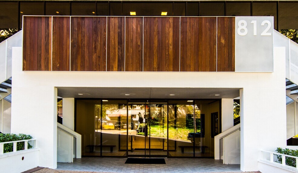 812 San Antonio St, Austin, TX à louer - Photo du bâtiment - Image 3 de 14