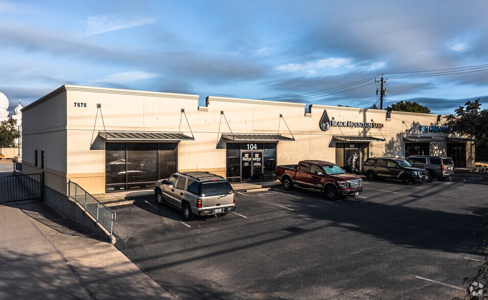 7575 W Loop 1604, San Antonio, TX for lease - Primary Photo - Image 1 of 17