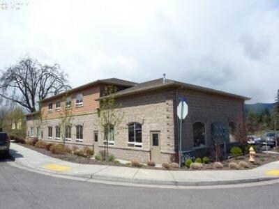 202 Wasco Loop, Hood River, OR à louer - Photo principale - Image 2 de 14