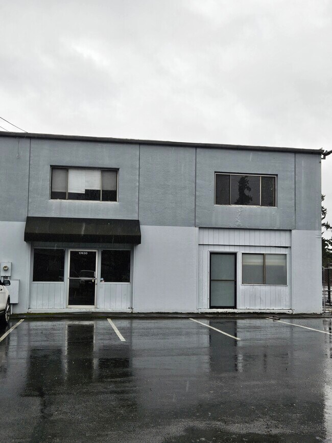 More details for 17360-17430 SW 63rd Ave, Lake Oswego, OR - Industrial for Lease