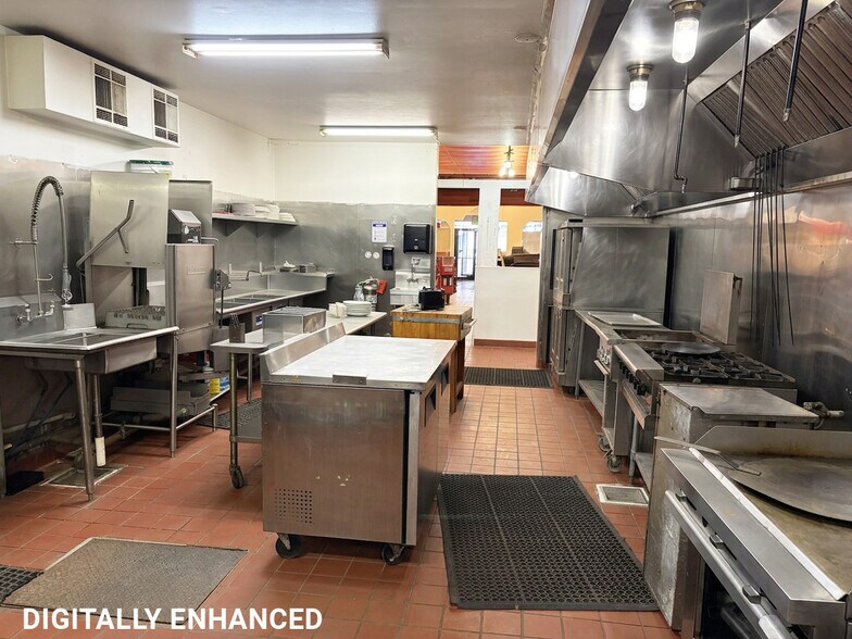 1063 Market St, San Francisco, CA à louer - Photo du bâtiment - Image 3 de 7