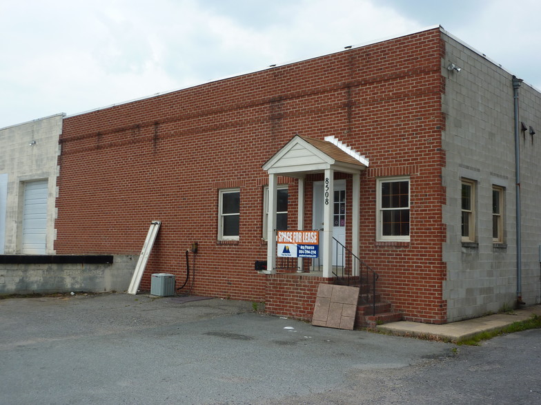 8508 Glazebrook Ave, Richmond, VA for lease - Primary Photo - Image 1 of 3