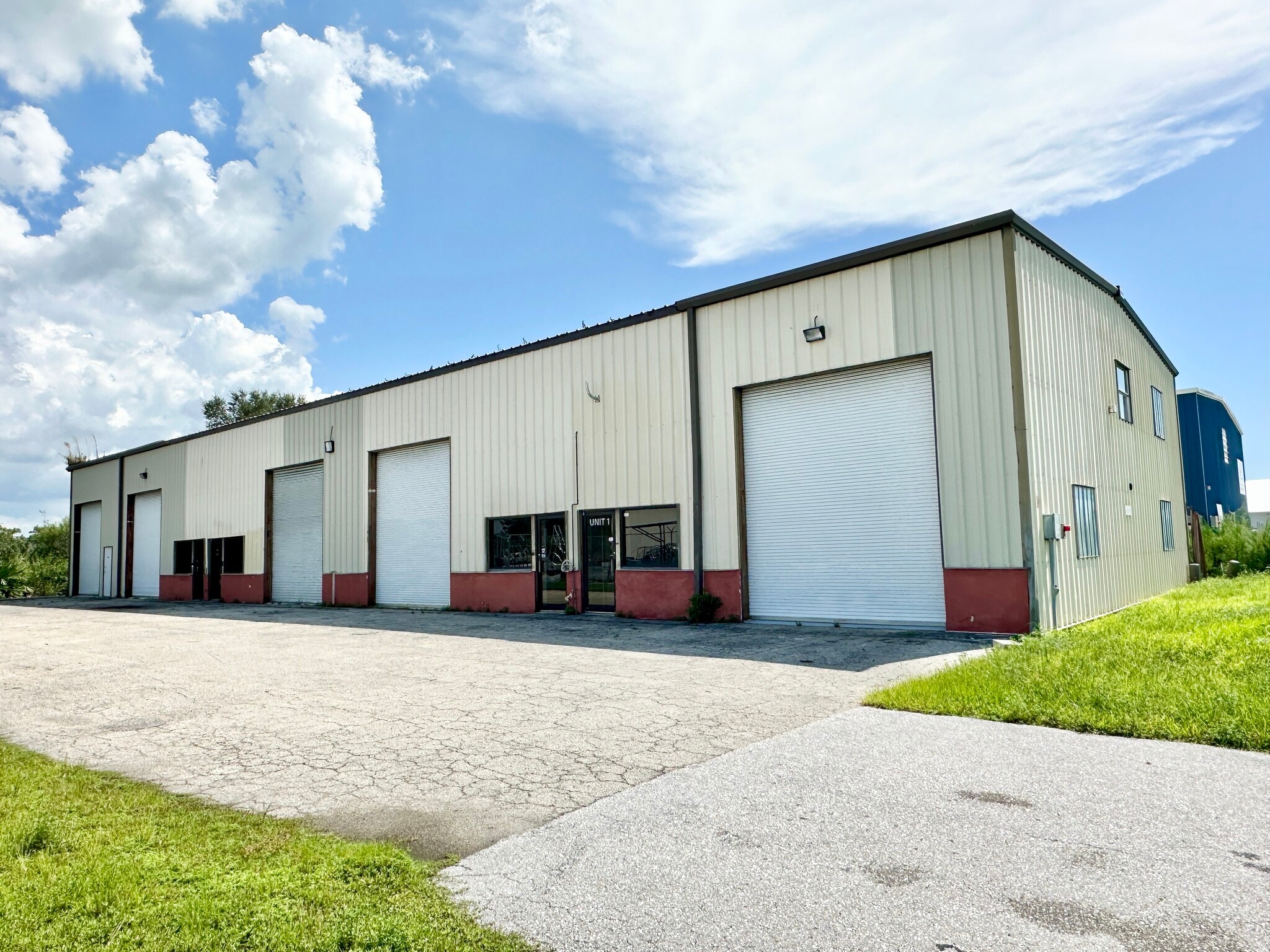 5468 Williamsburg Dr, Punta Gorda, FL for lease Building Photo- Image 1 of 3
