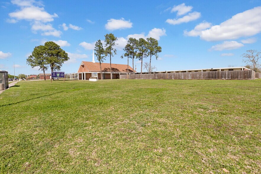 11503 Martin Luther King Blvd, Houston, TX à vendre - Photo du bâtiment - Image 3 de 16
