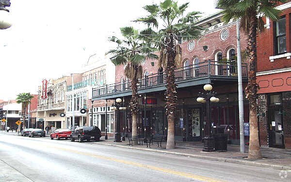 1507 E 7th Ave, Tampa, FL à vendre - Photo du bâtiment - Image 3 de 11