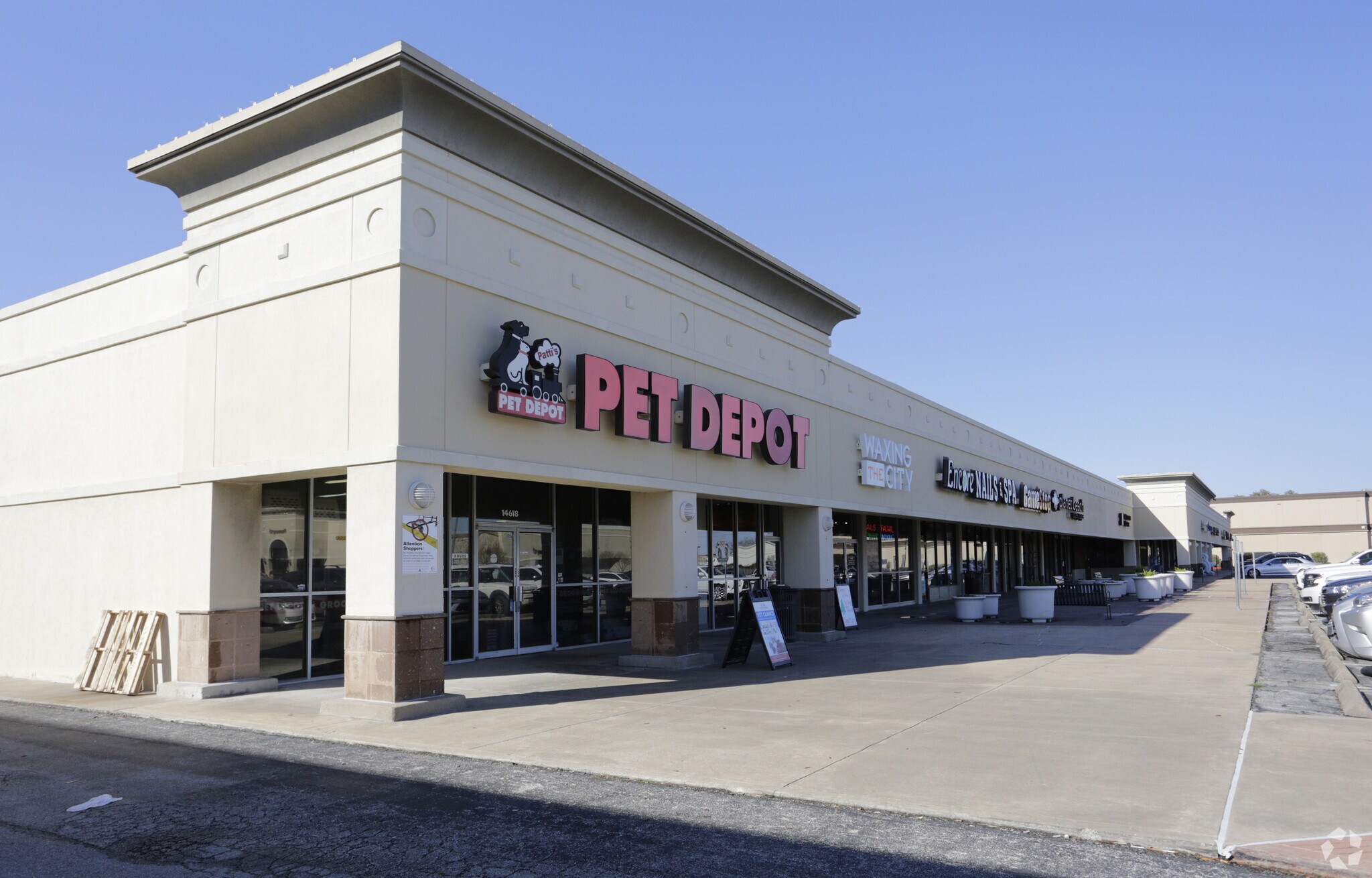 14600-14698 Memorial Dr, Houston, TX for lease Primary Photo- Image 1 of 4