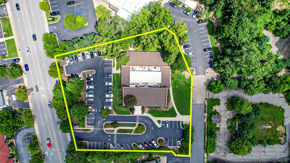 14 Mcdowell St, Asheville, NC for sale - Building Photo - Image 2 of 14