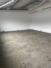 Cray Ave, Orpington for lease Interior Photo- Image 2 of 2